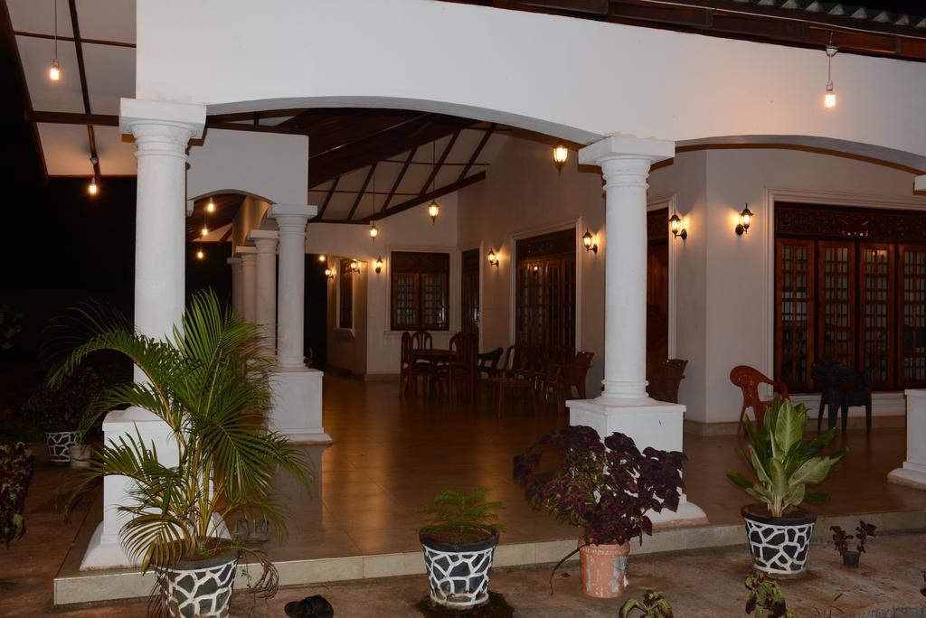 First House Mihintale Exterior foto