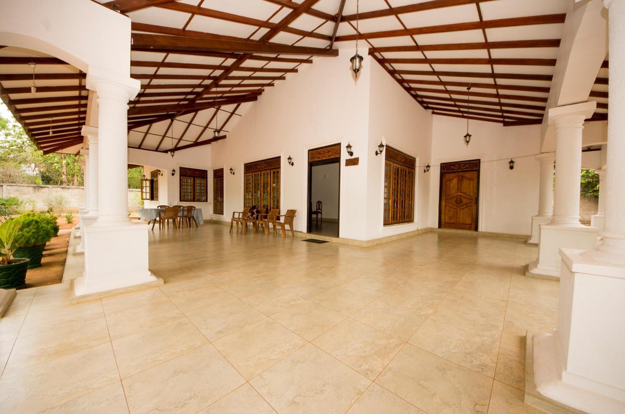 First House Mihintale Exterior foto